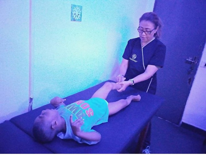 Jodie’s son at a physio session