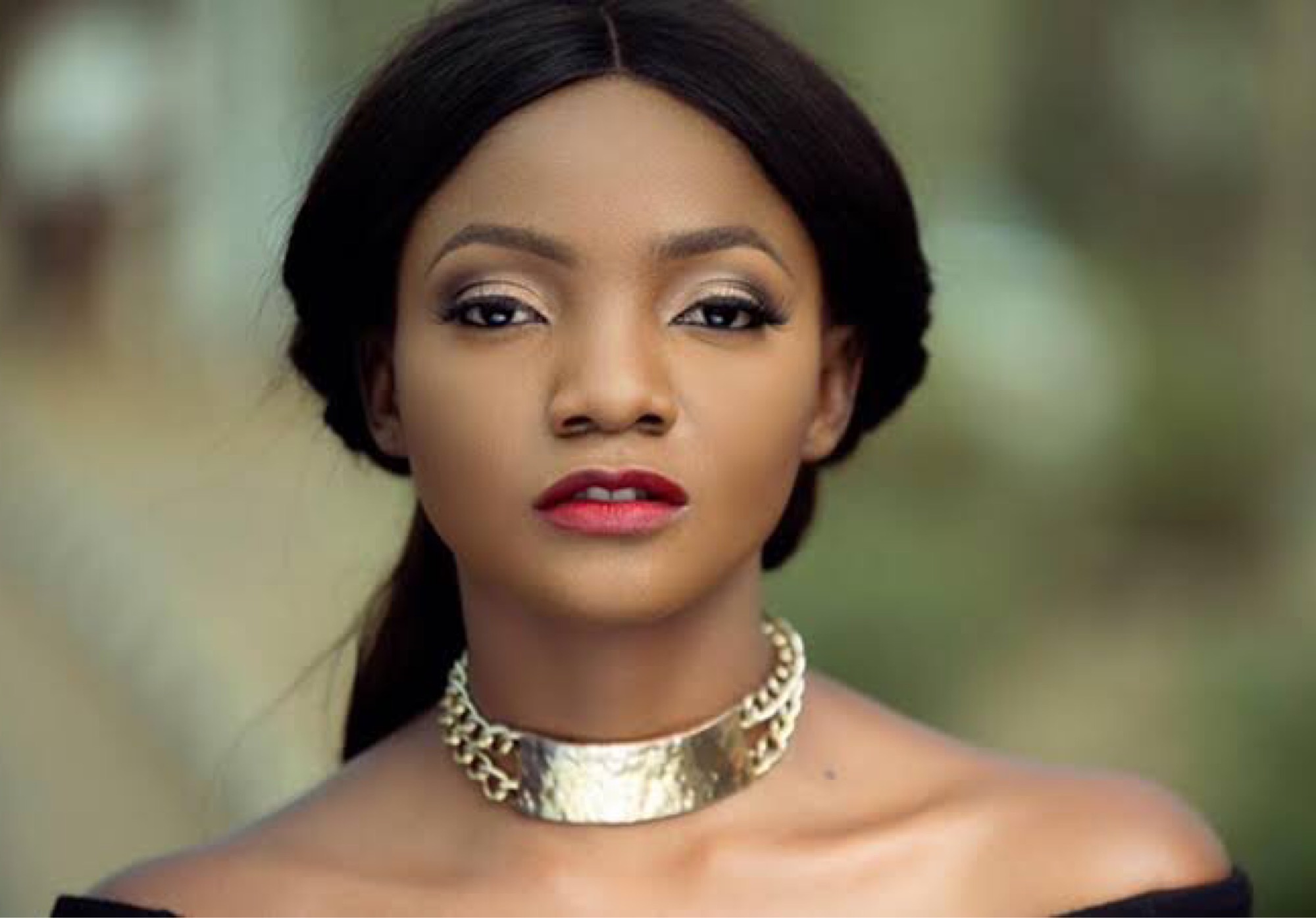 ‘I’m Okay Here’ - Singer Simi Replies Fan Who Said She Is Supposed To Be Singing In Heaven
